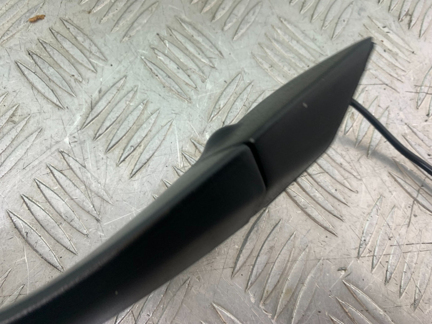 TRIUMPH 1050 SPRINT ST LEFT MIRROR   YEAR 2004-2007 (CMB1197)