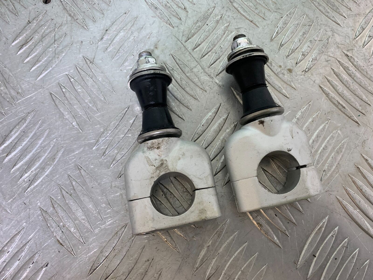 BENELLI BN125 BN 125 HANDLEBAR RISERS    YEAR 2018-2021 (CMB1080)