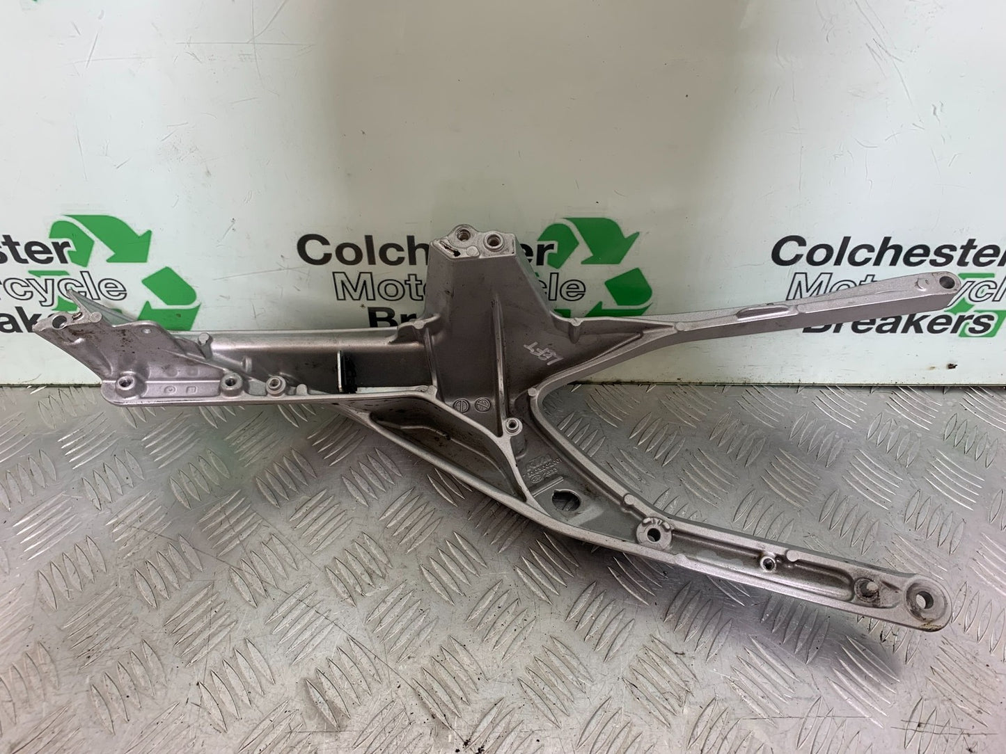 KTM 690 DUKE R LC4 LEFT SUBFRAME YEAR 2012-2015  (CMB1180)