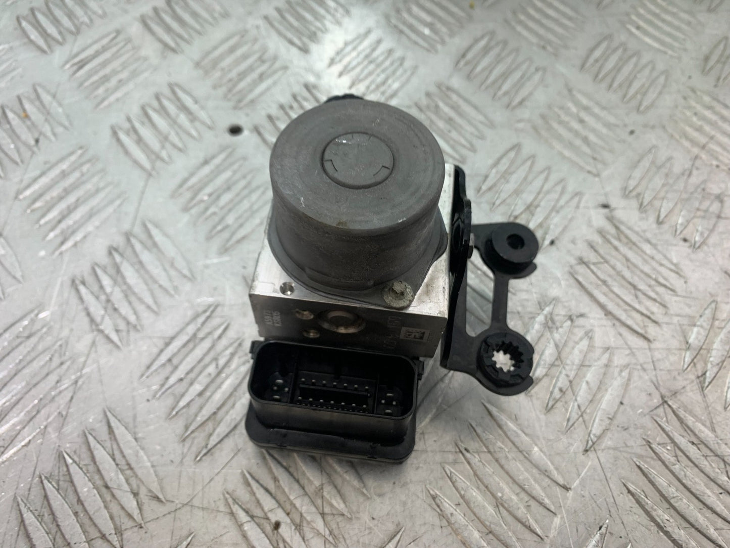 KTM 1290 SUPER DUKE R ABS PUMP YEAR 2020-2024 (CMB1272)
