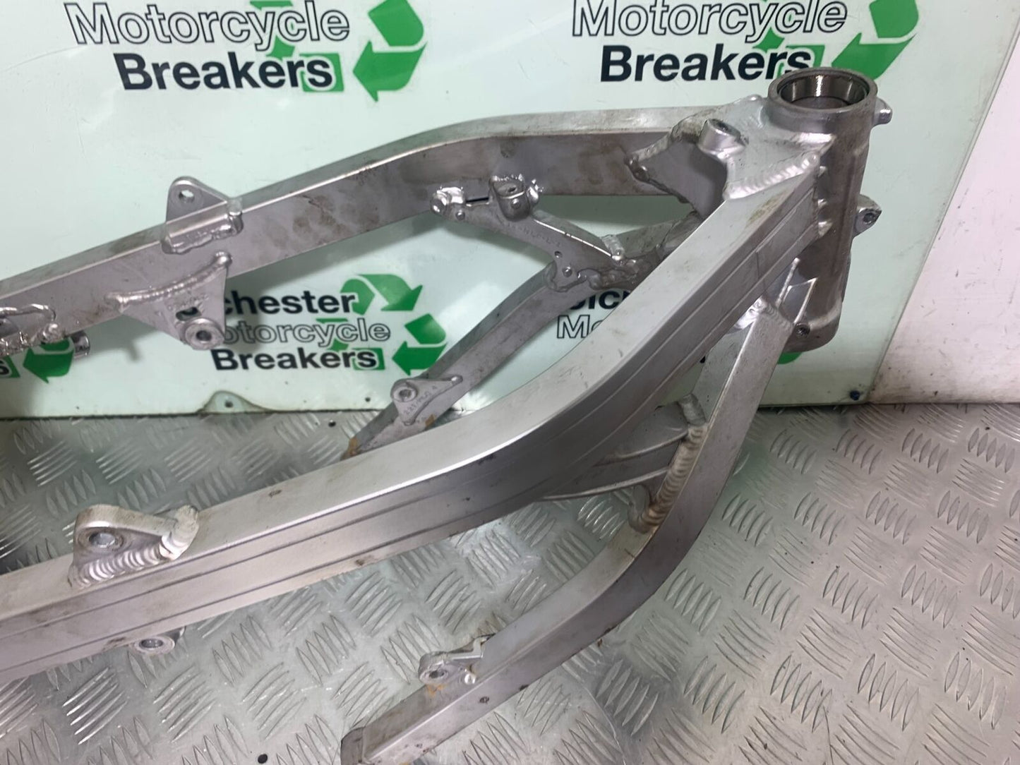 HONDA VFR400 VFR 400 NC21 FRAME AND REG   YEAR 1986-87 (CMB1043)