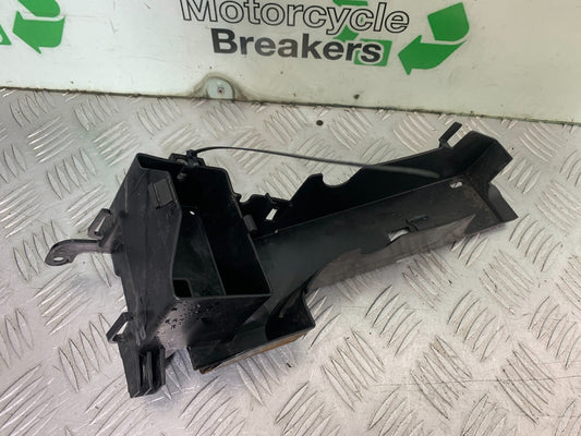 YAMAHA YZF-R125 YZF 125 BATTERY BOX YEAR 2019-2022 (CMB1263)