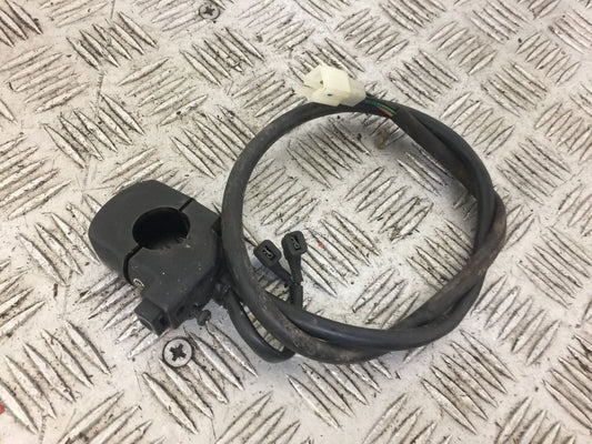 HONDA CBF125 CBF 125 RIGHT SWITCH GEAR  YEAR 2012 (STOCK 587)