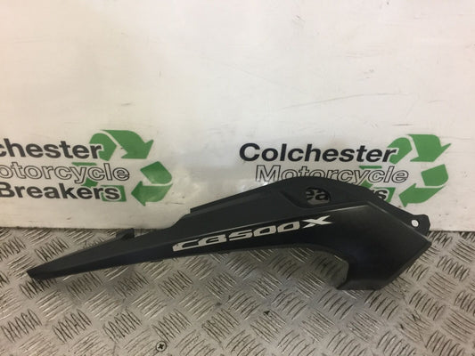 HONDA CB500X CB 500X RIGHT SEAT PANEL  YEAR 2014 (STOCK 384)