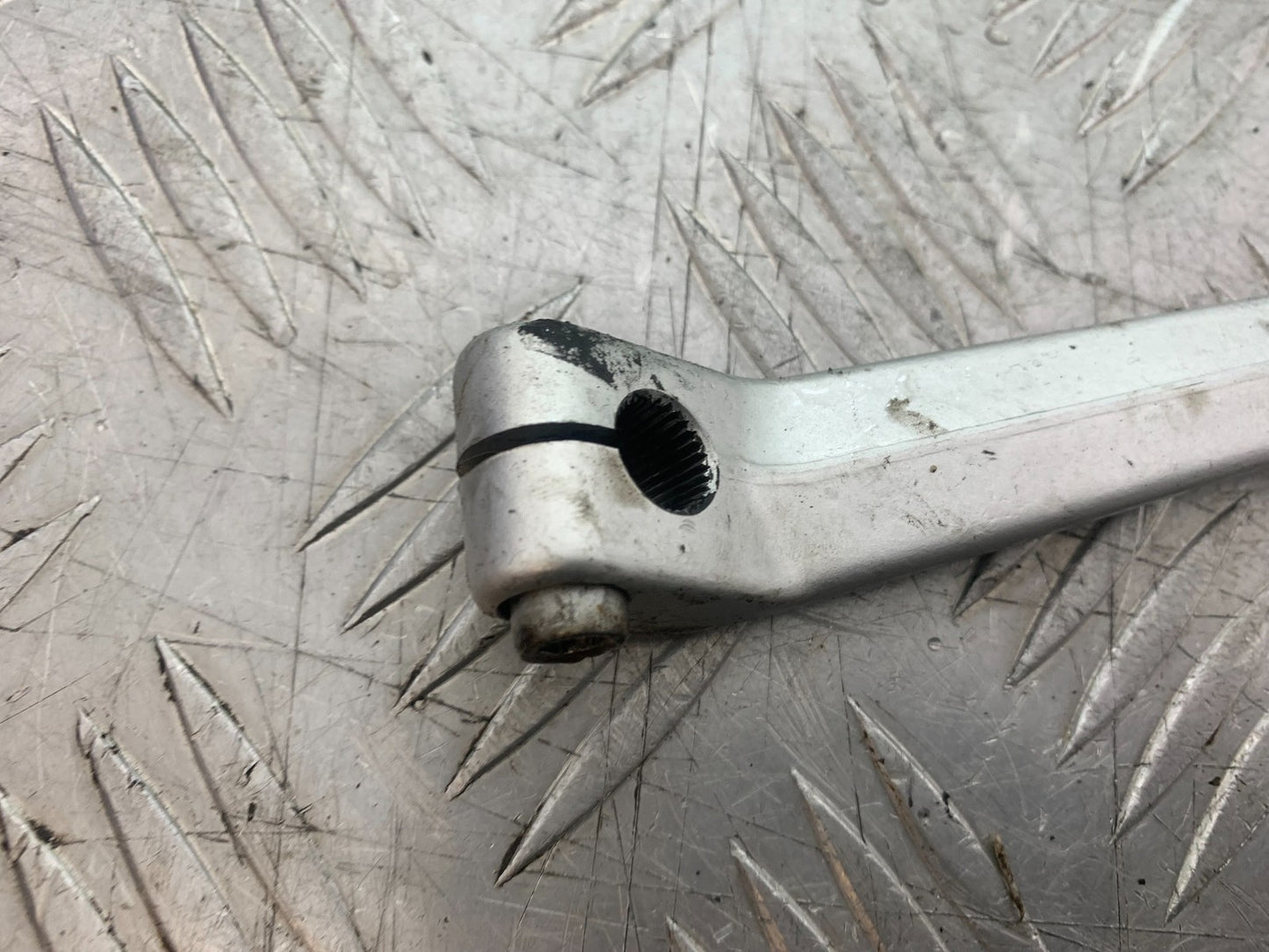 APRILIA 650 PAGASO STRADA GEAR LEVER   YEAR 2005-2010 (CMB1260)