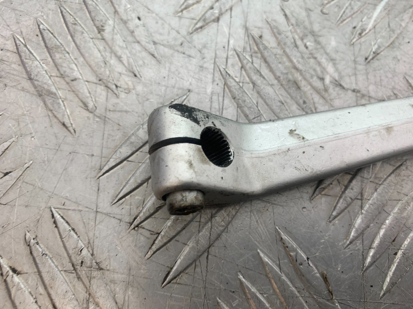 APRILIA 650 PAGASO STRADA GEAR LEVER   YEAR 2005-2010 (CMB1260)