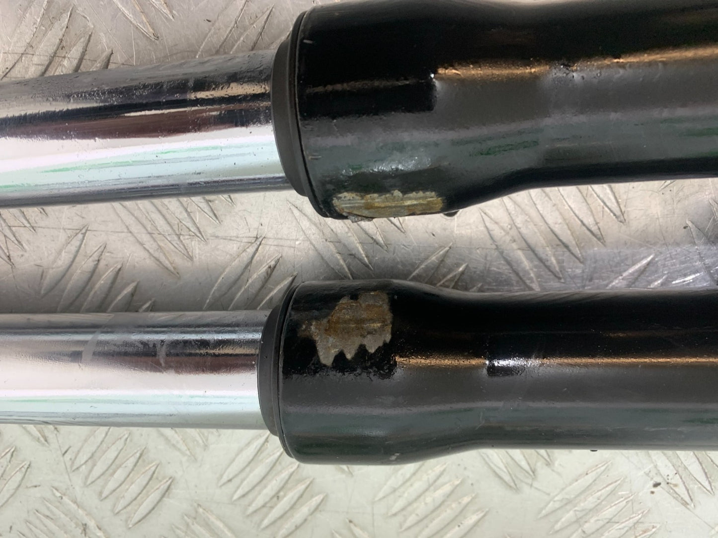 BSA 650 GOLD STAR FORKS (DAMAGED)  YEAR 2022-2025 (CMB1262)