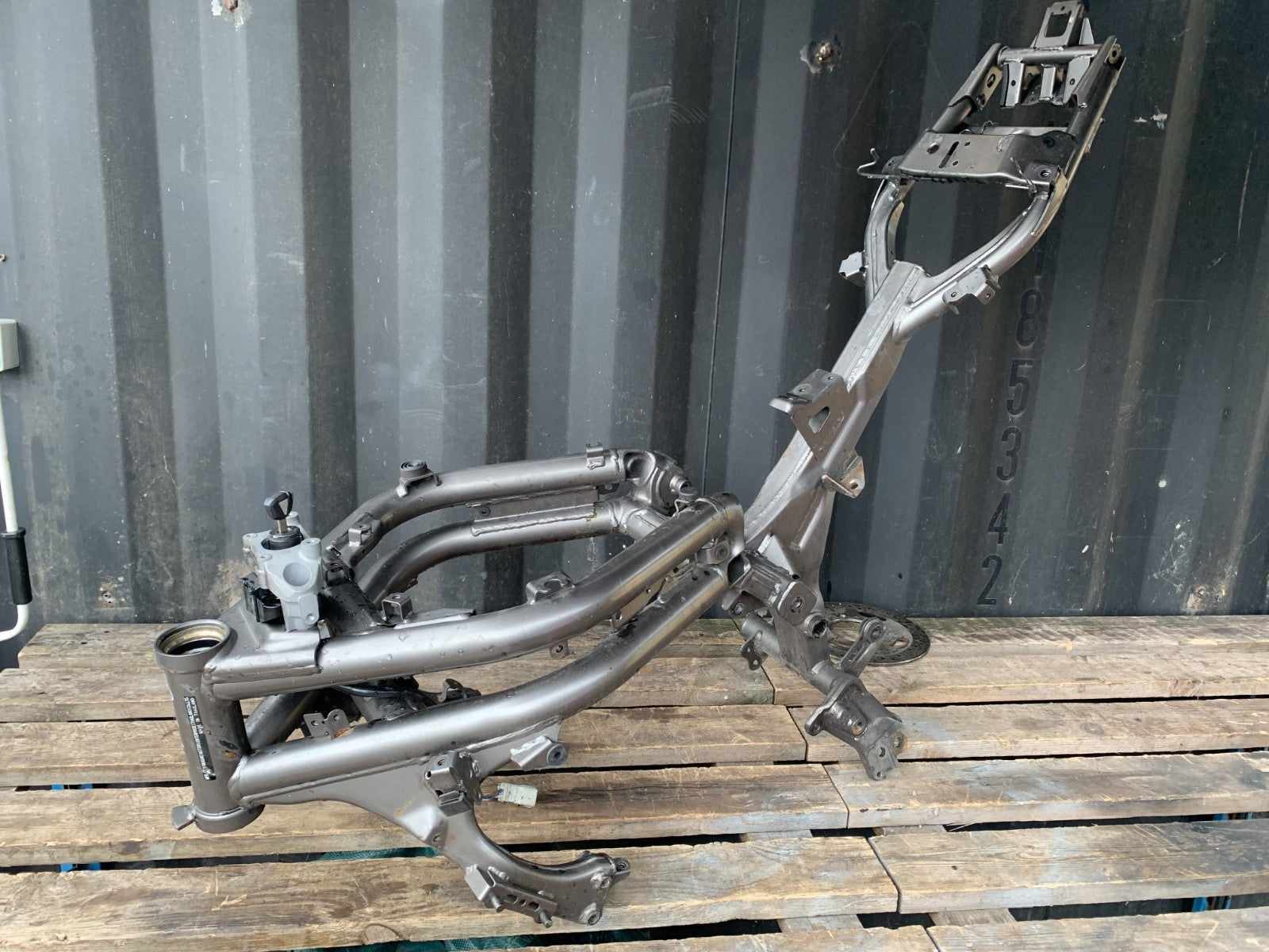 KAWASAKI ER6 N FRAME REG LOG BOOK ( CAT C) YEAR 2012-2017 (CMB1324)
