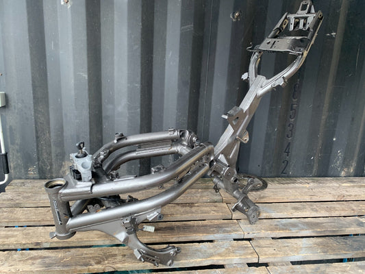KAWASAKI ER6 N FRAME REG LOG BOOK ( CAT C) YEAR 2012-2017 (CMB1324)