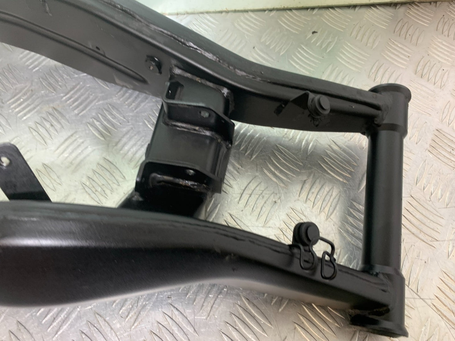 TRIUMPH TRIDENT 660 SWINGARM  YEAR 2021-2024 (CMB1295)