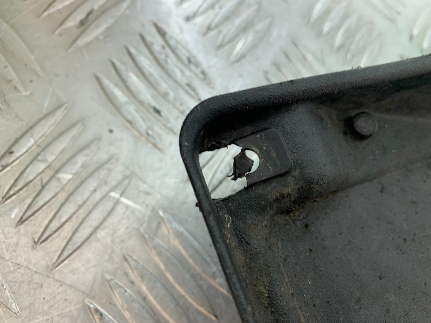 SUZUKI DL1000 V-STROM UNDERTRAY  YEAR 2014-2019 (CMB1325)