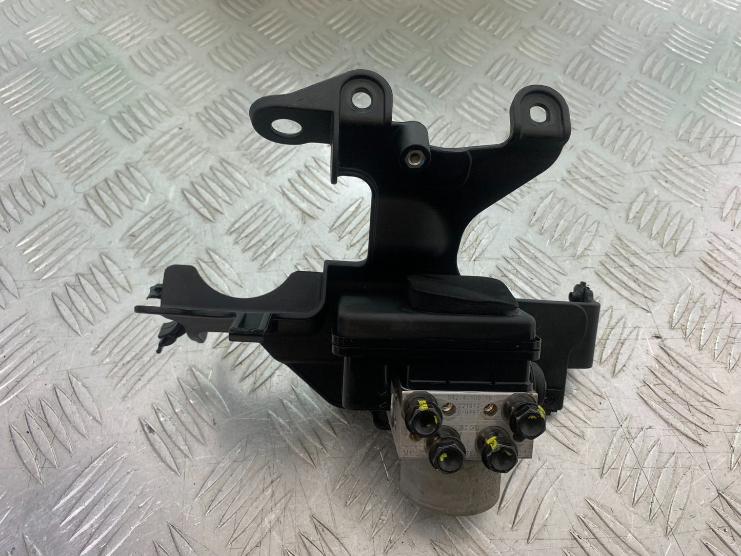 DUCATI 937 MONSTER ABS PUMP   YEAR 2021-2024 (CMB1270)