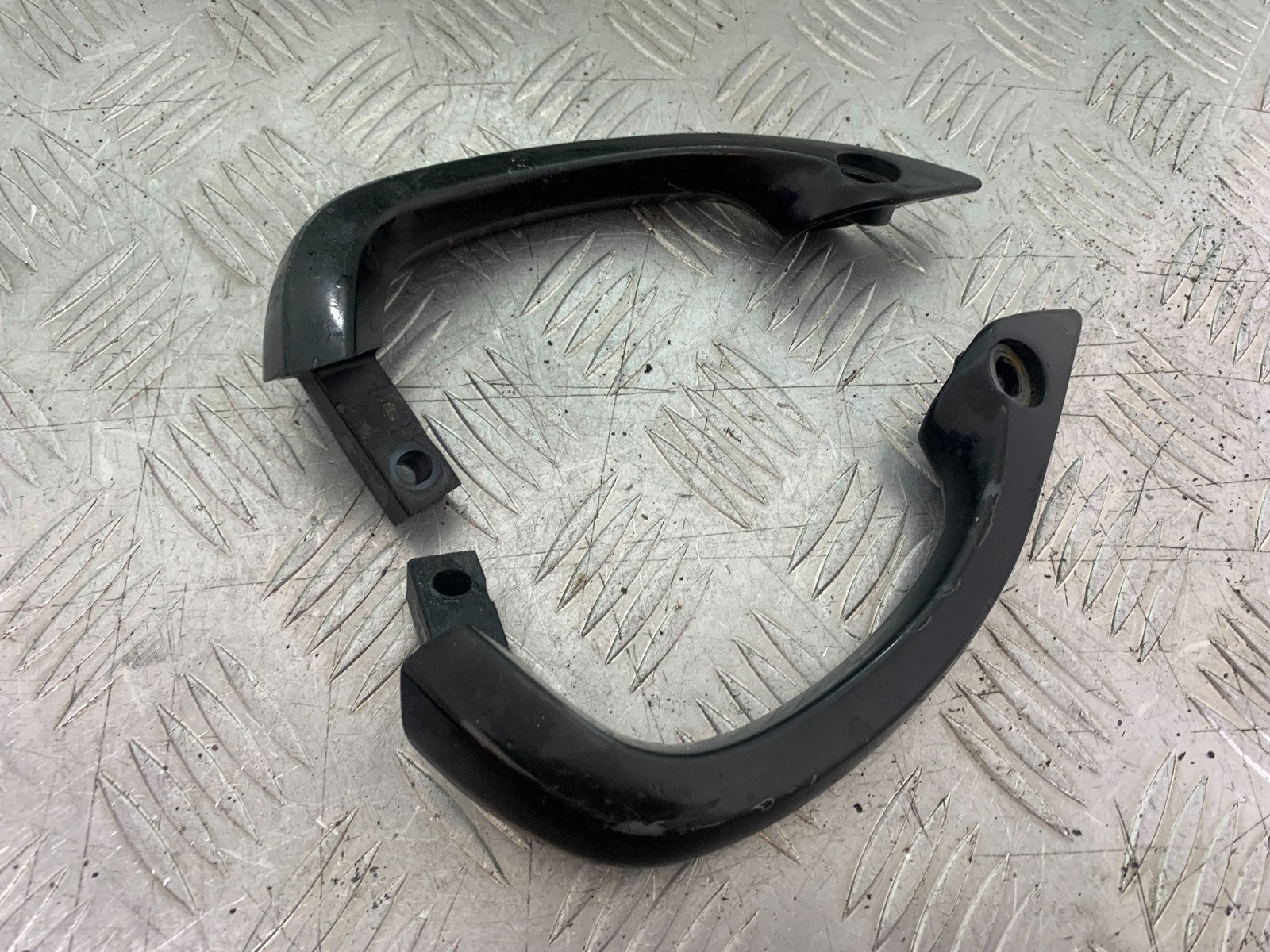 KAWASAKI ZX9R ZX9 C GRAB RAILS  YEAR 1998-99 (CMB1213)