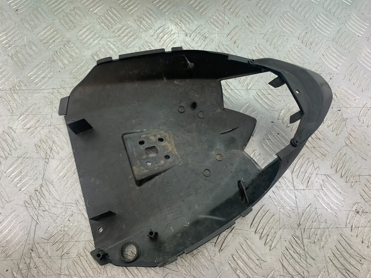 KAWASAKI ZX10R ZX10 R UNDERTRAY   2008-2010 (CMB1206)