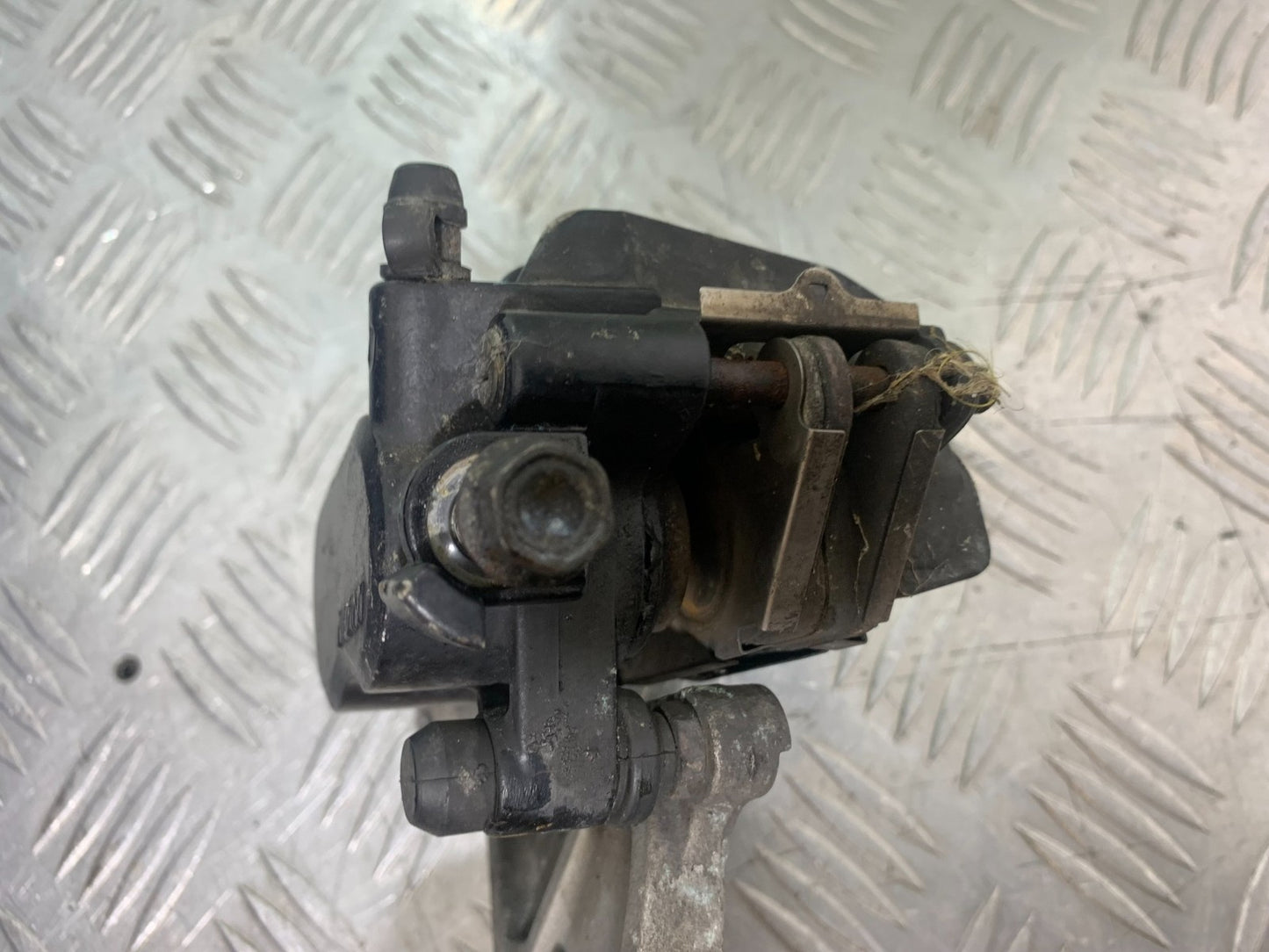 HONDA ST1100 PAN EUROPEAN REAR BRAKE CALIPER YEAR 1993-2001 (CMB1195)