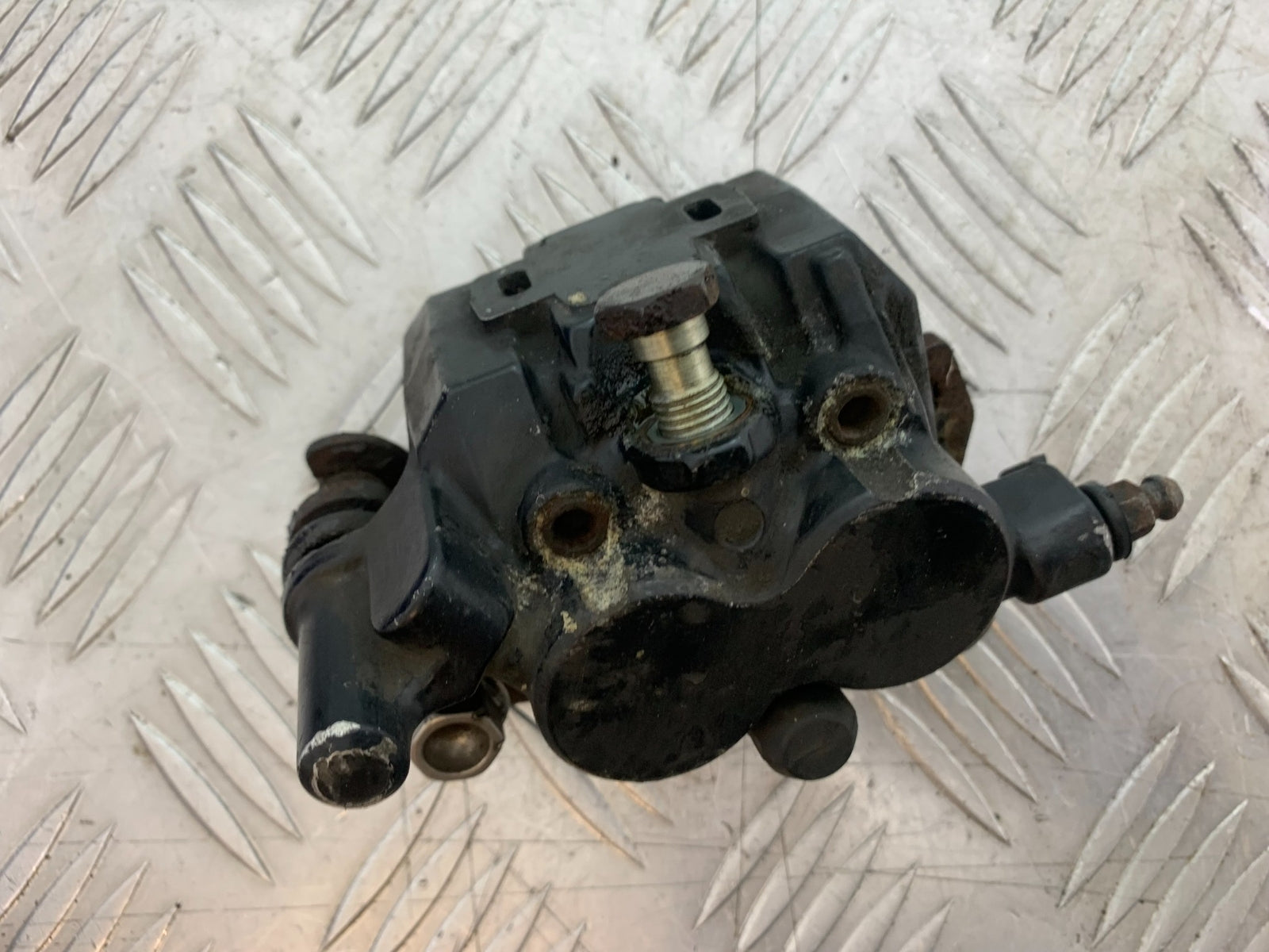TRIUMPH T509 SPEED TRIPLE REAR BRAKE CALIPER (SOLD AS PARTS) 1997-1998 (CMB1144)