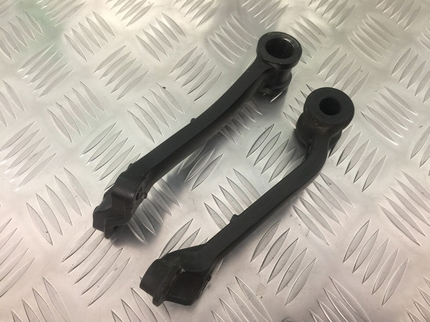 KAWASAKI ZX12R ZX12 R ENGINE BRACKETS   YEAR 2000 (STOCK 913)
