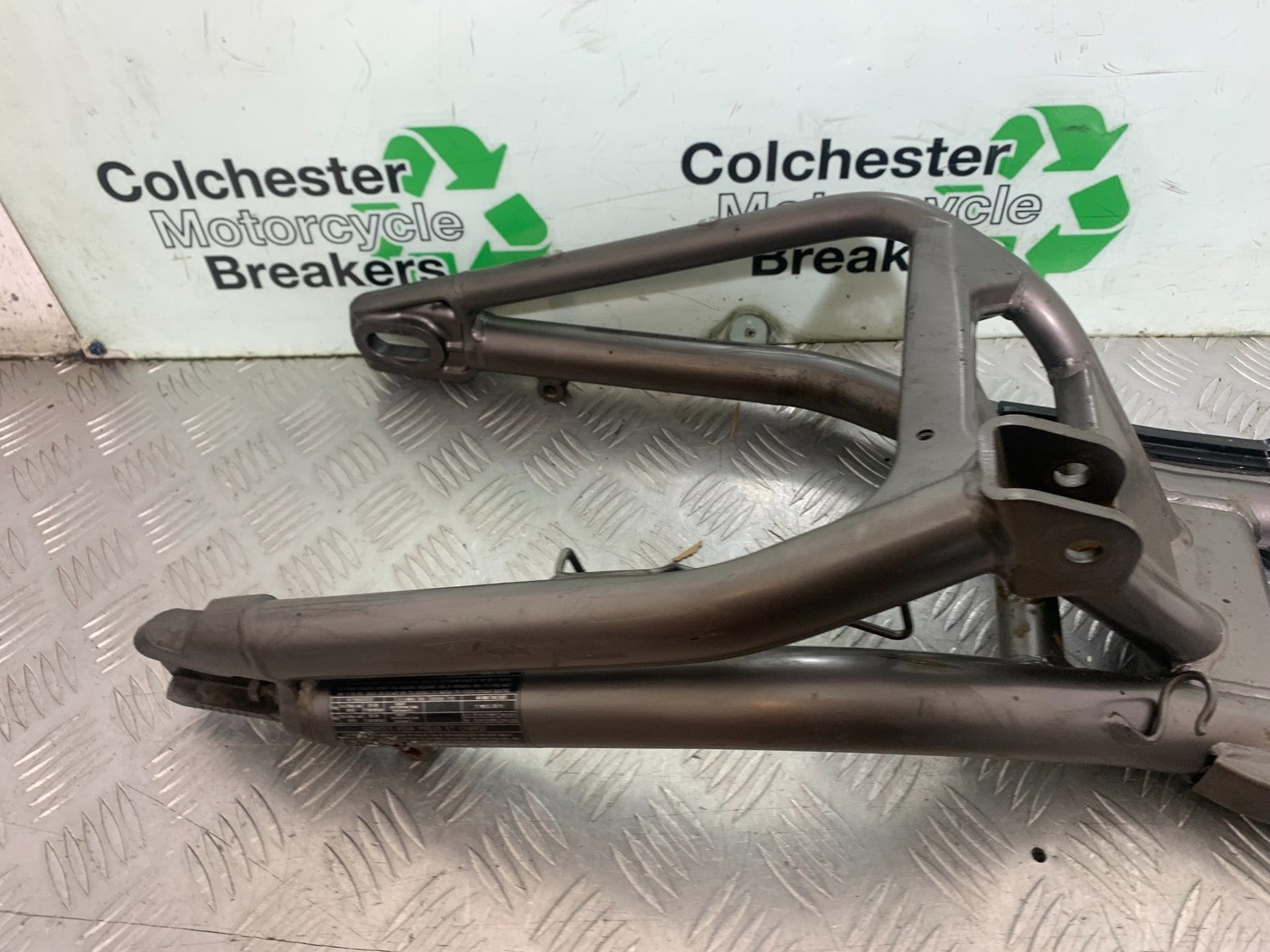 KAWASAKI ER6 N SWINGARM  YEAR 2012-2017 (CMB1324)