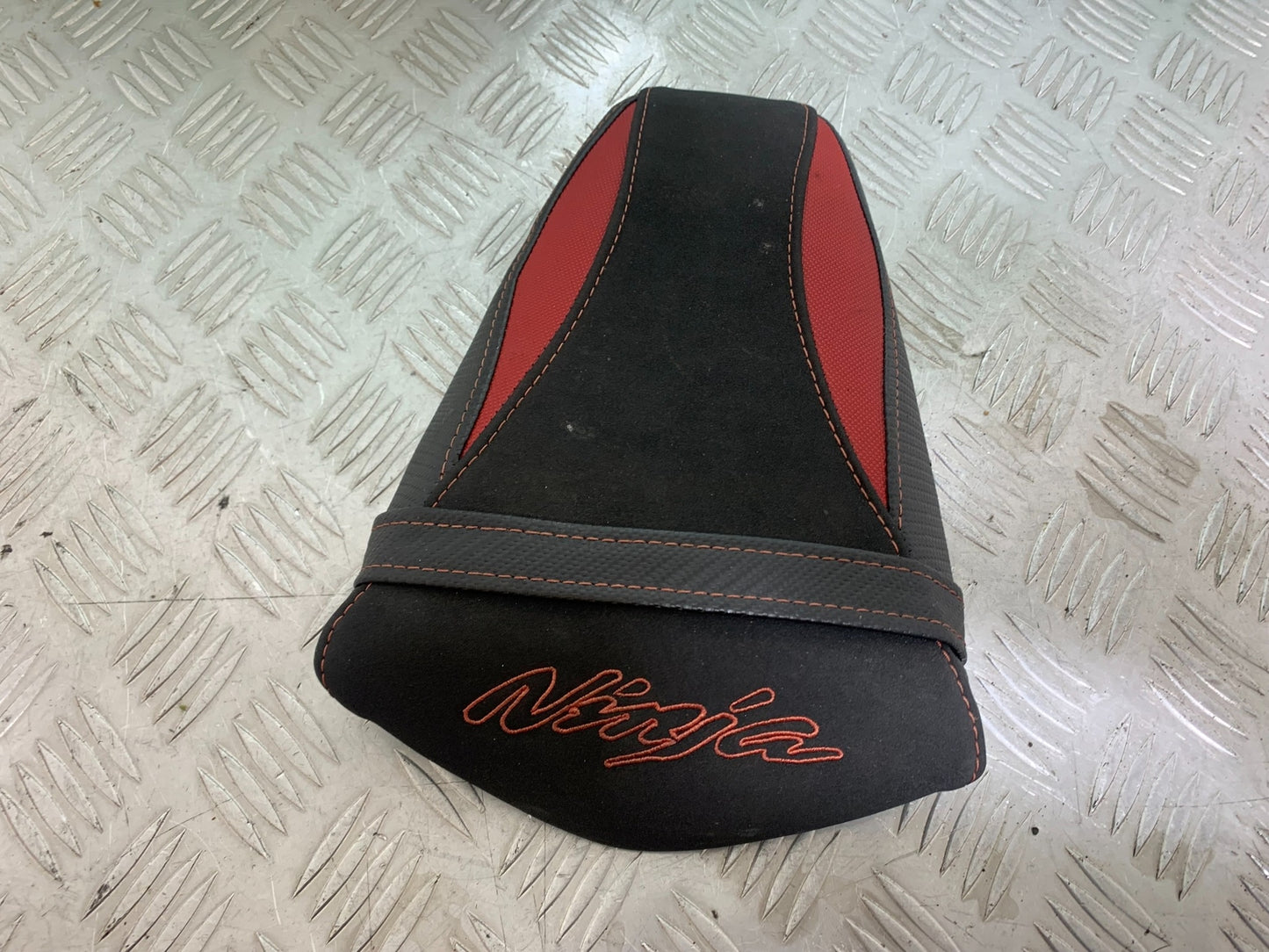 KAWASAKI ZX10R ZX 10R REAR SEAT   YEAR 2011-2015 (CMB1154)