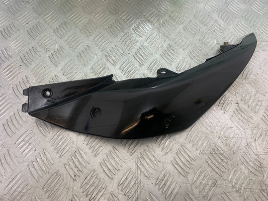 APRILIA 650 PAGASO STRADA LEFT SEAT PANEL   YEAR 2005-2010 (CMB1260)
