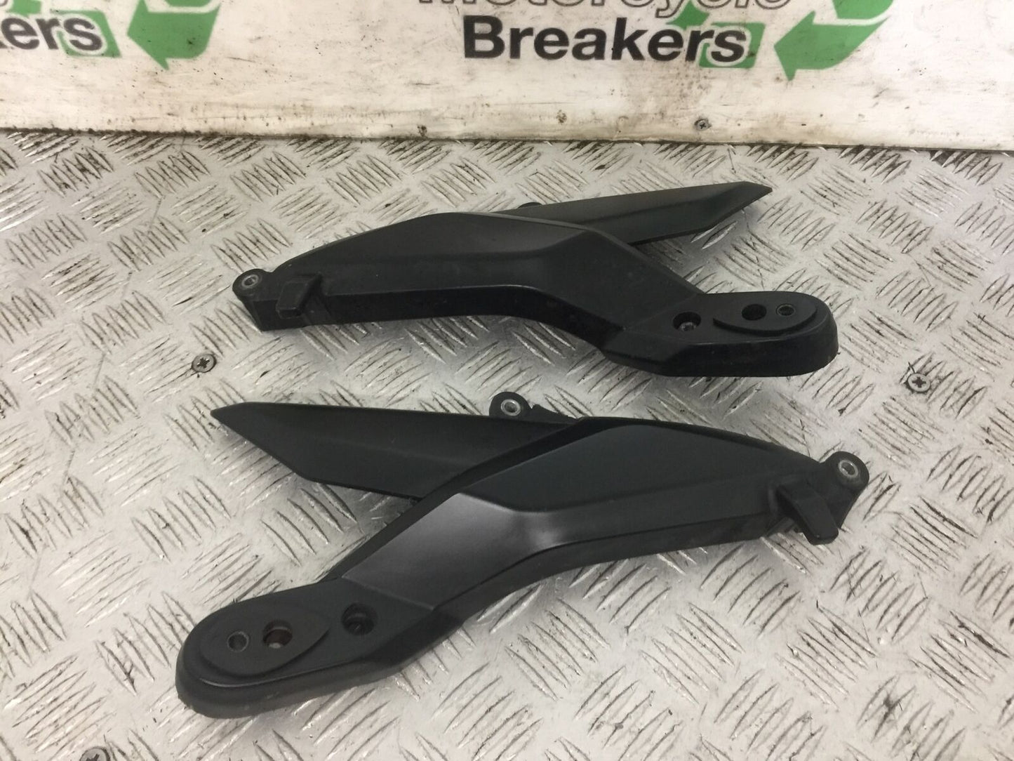 HONDA CBR600 CBR 600 RR REAR INDICATOR MOUNTS   YEAR 2009-2012 (STOCK 804)