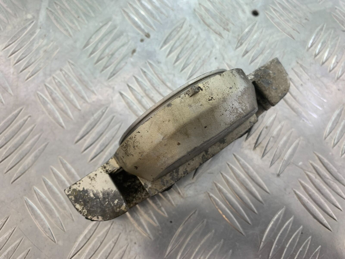 YAMAHA XT125X XT125 X CYLINDER HEAD COVER YEAR 2008 (STOCK 857)