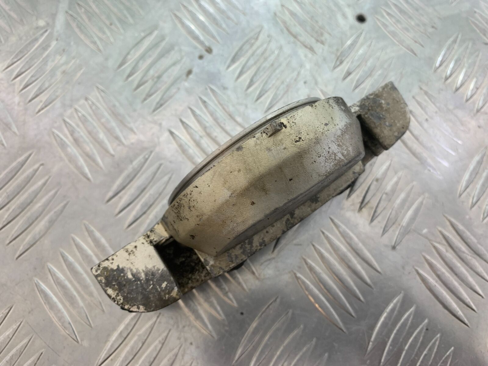 YAMAHA XT125X XT125 X CYLINDER HEAD COVER YEAR 2008 (STOCK 857)