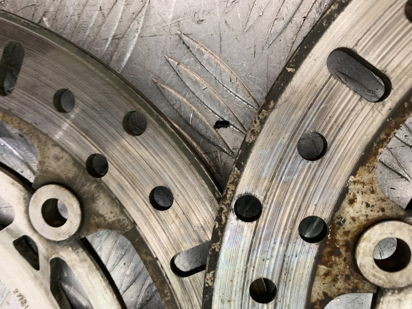 HONDA CBF600 CBF 600 FRONT BRAKE DISCS YEAR 2004-07  (CMB1305)
