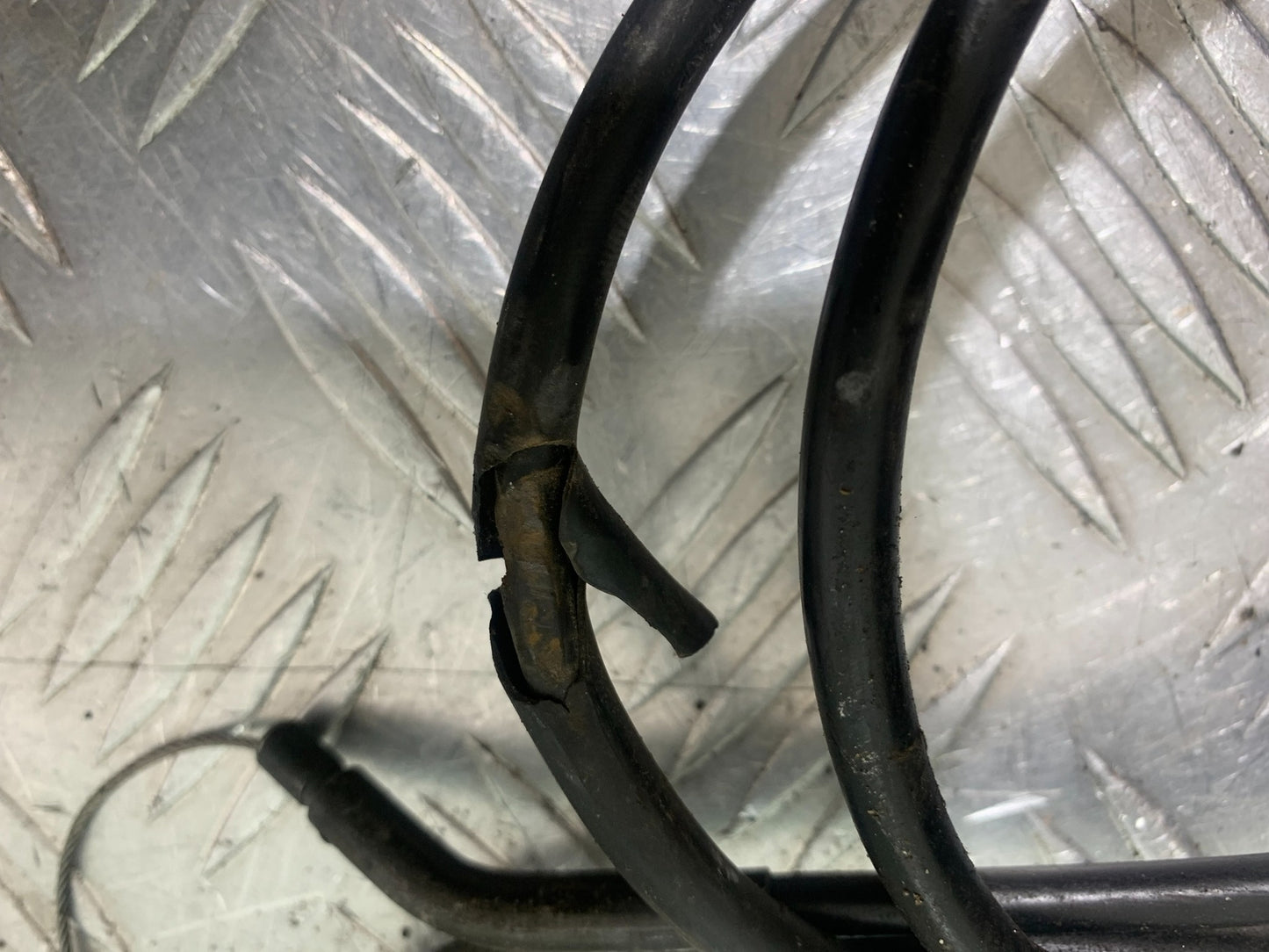 KAWASAKI ZZR1100 D THROTTLE CABLES   YEAR 1993-2001 (CMB1164)