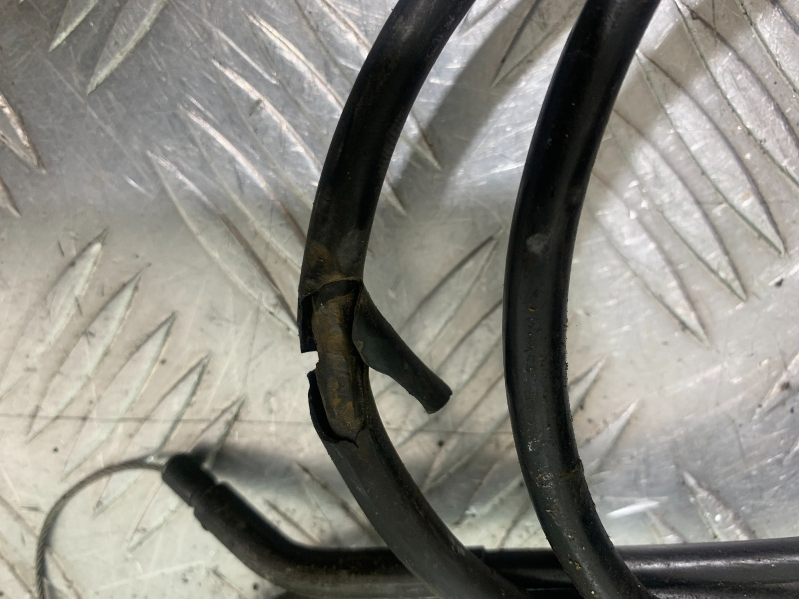 KAWASAKI ZZR1100 D THROTTLE CABLES   YEAR 1993-2001 (CMB1164)