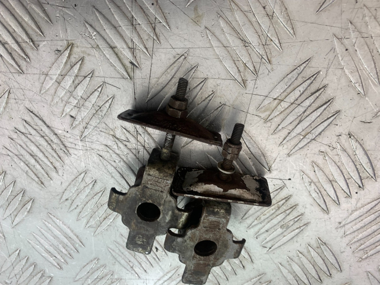 HONDA XL125 VARADERO CHAIN ADJUSTERS  YEAR 2001-2006  (CMB1210)