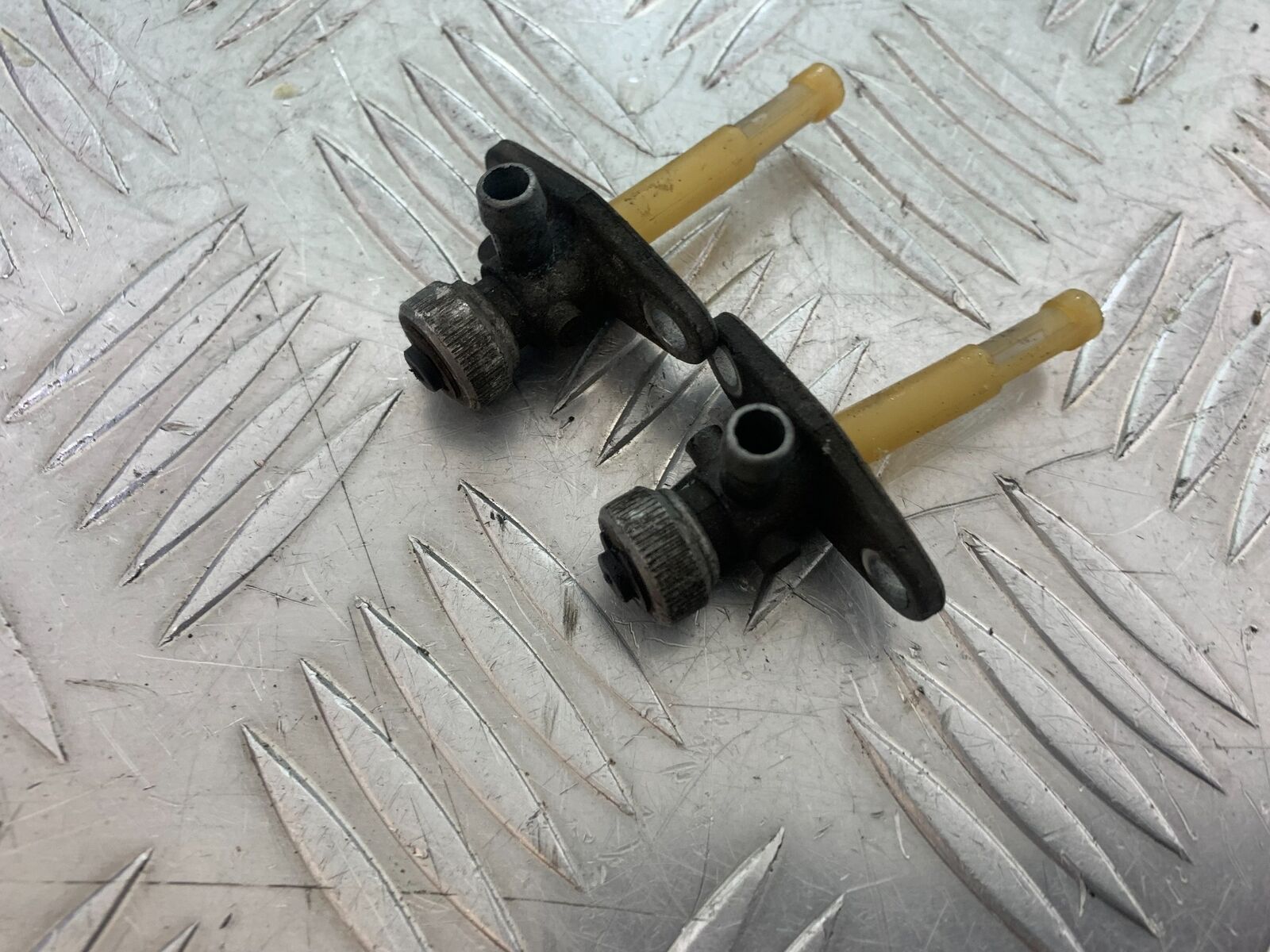 KTM 990 SUPERMOTO T PETROL TAPS  YEAR 2010-2011  (CMB1127)