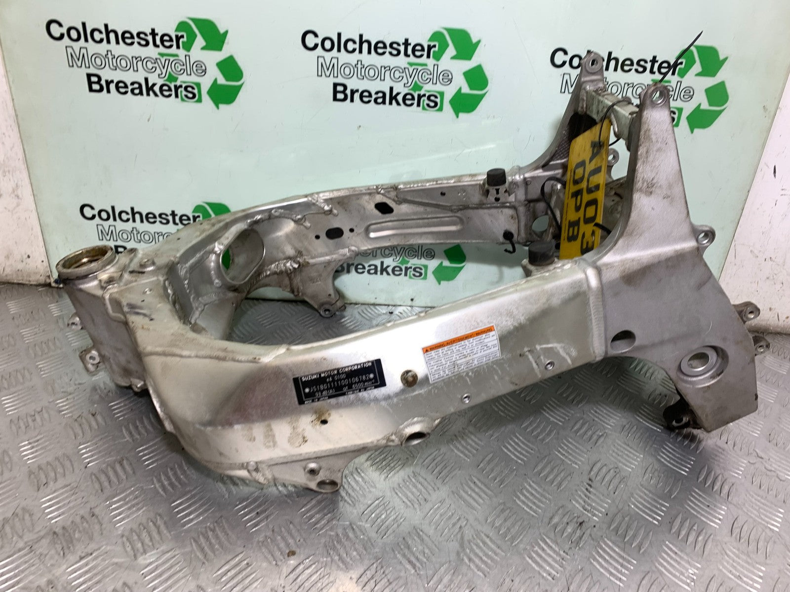 SUZUKI GSXR600 GSXR 600 K1 K2 K3 FRAME REG LOB BOOK 1999-03 (CMB1284)