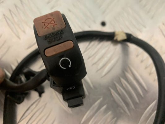 HONDA XL650 V TRANSALP RIGHT SWITCH GEAR  YEAR 2001-2006 (STOCK 975)
