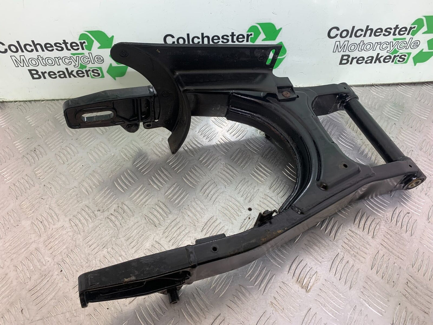 TRIUMPH THUNDERBIRD 1600 SWINGARM   YEAR 2011 (CMB1107)