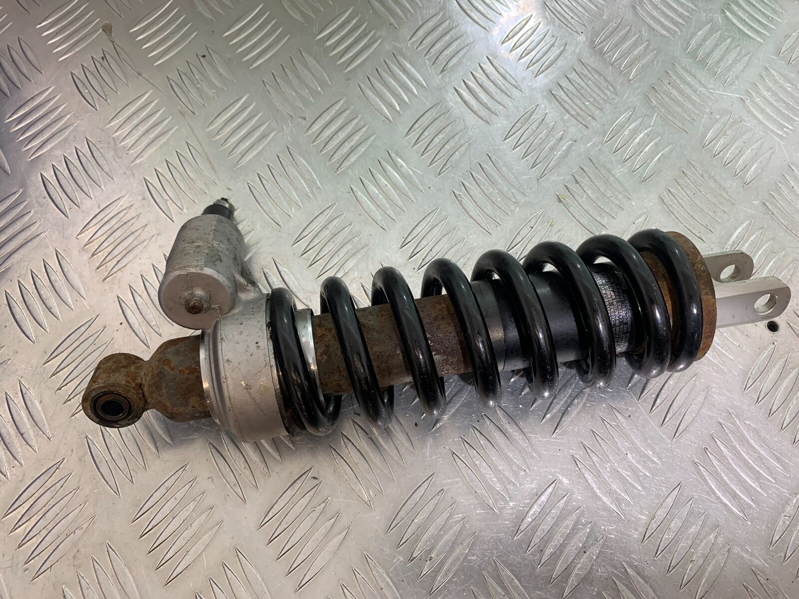 TRIUMPH TIGER 800 XC REAR SHOCK   YEAR 2011-2014 (CMB1022)