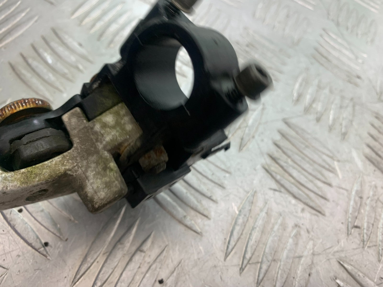 KAWASAKI ER6 F ER6F CLUTCH LEVER AND BRACKET   YEAR 2005-2008 (CMB1277)