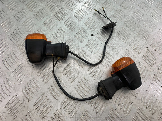 YAMAHA FZS1000 FAZER 2X INDICATORS  YEAR 2001-05 (CMB1275)