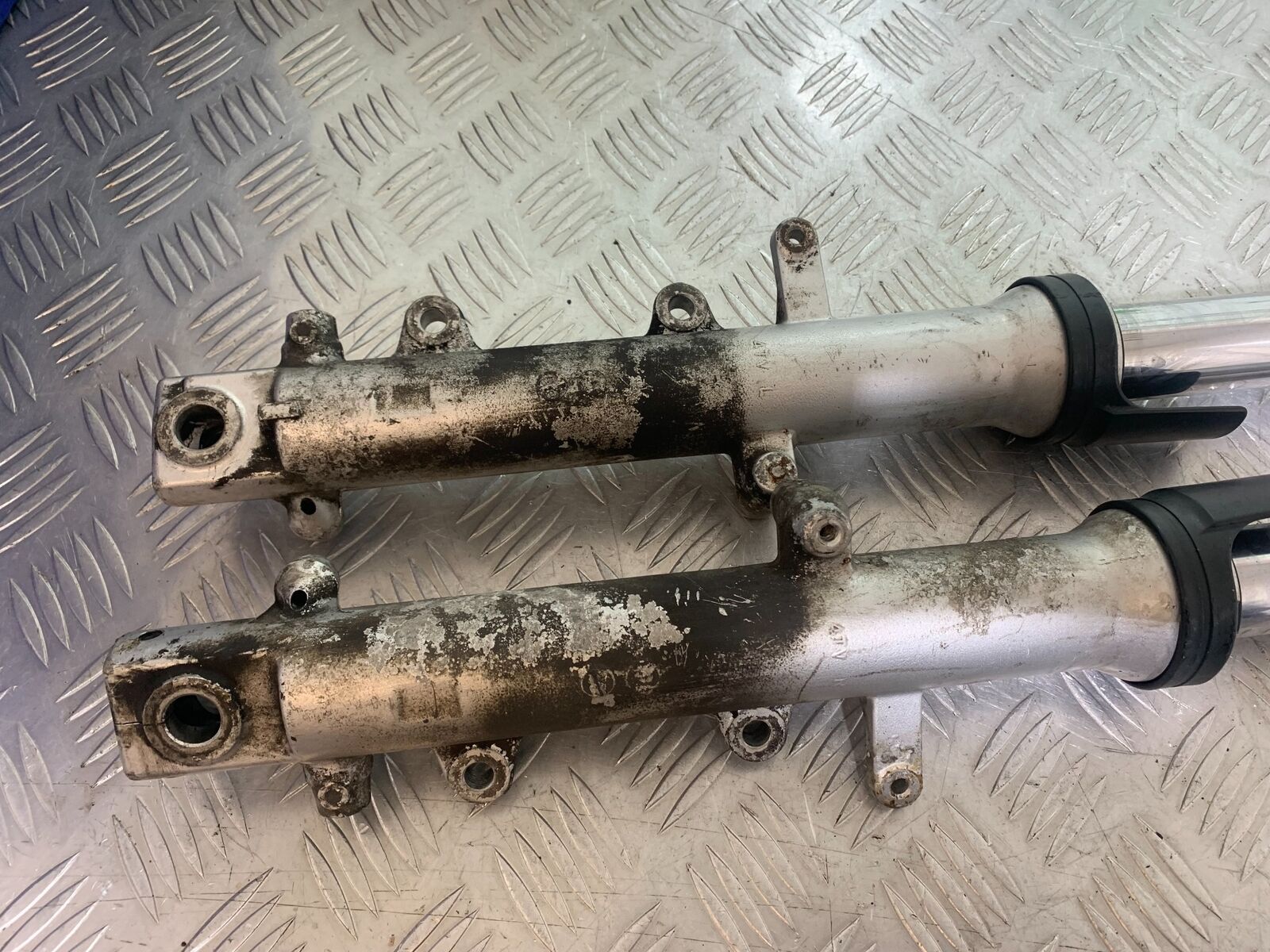 YAMAHA YZF600 YZF 600 THUNDERCAT FORKS 1996-2003 (CMB1134)