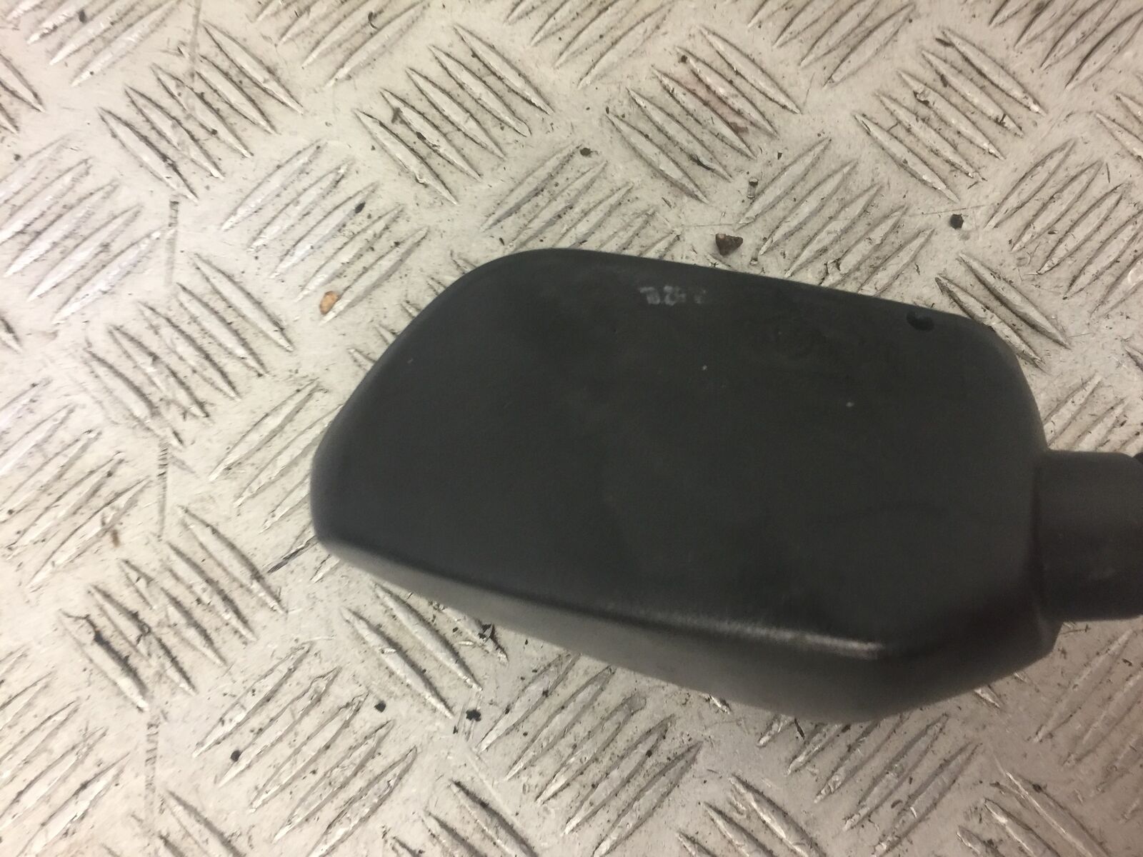 HONDA CB900 CB 900 HORNET LEFT MIRROR  YEAR 2002-06 (STOCK 633)