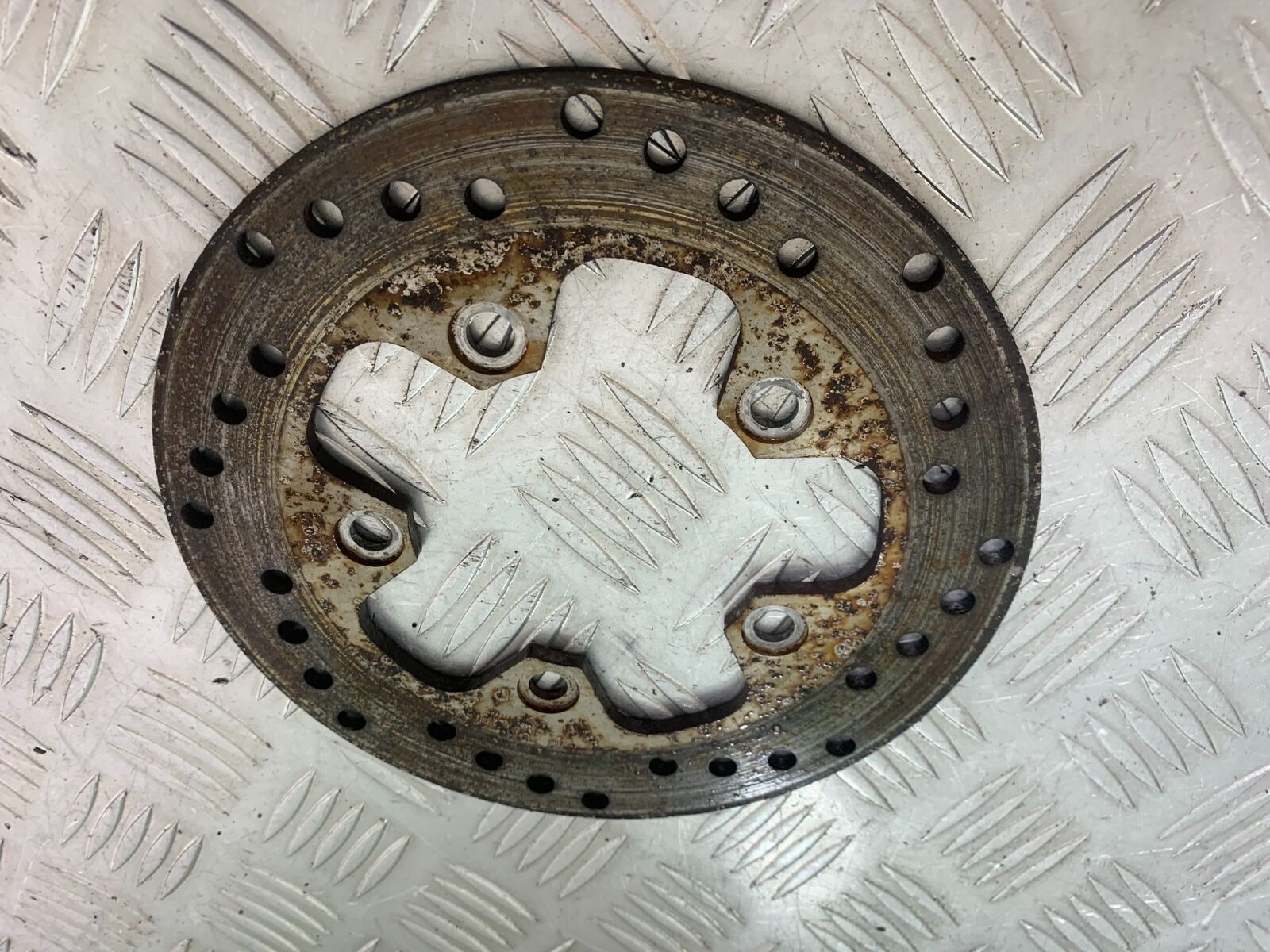 SUZUKI AN400 AN 400 BURGMAN REAR BRAKE DISC YEAR 2017-2024 (CMB1118)