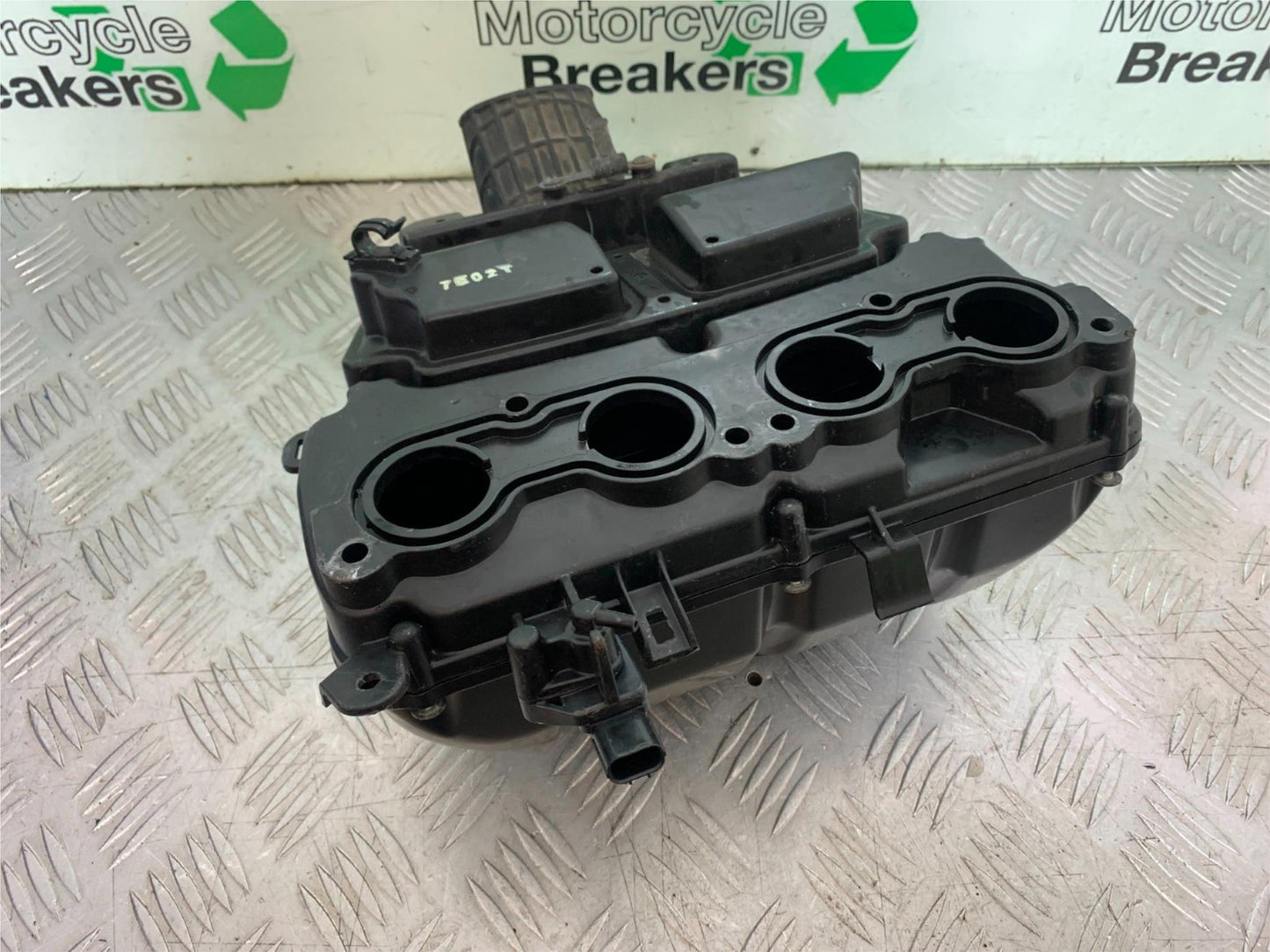 HONDA CB650F CB 650 FA-E AIRBOX   YEAR 2014-2017 (CMB1226)
