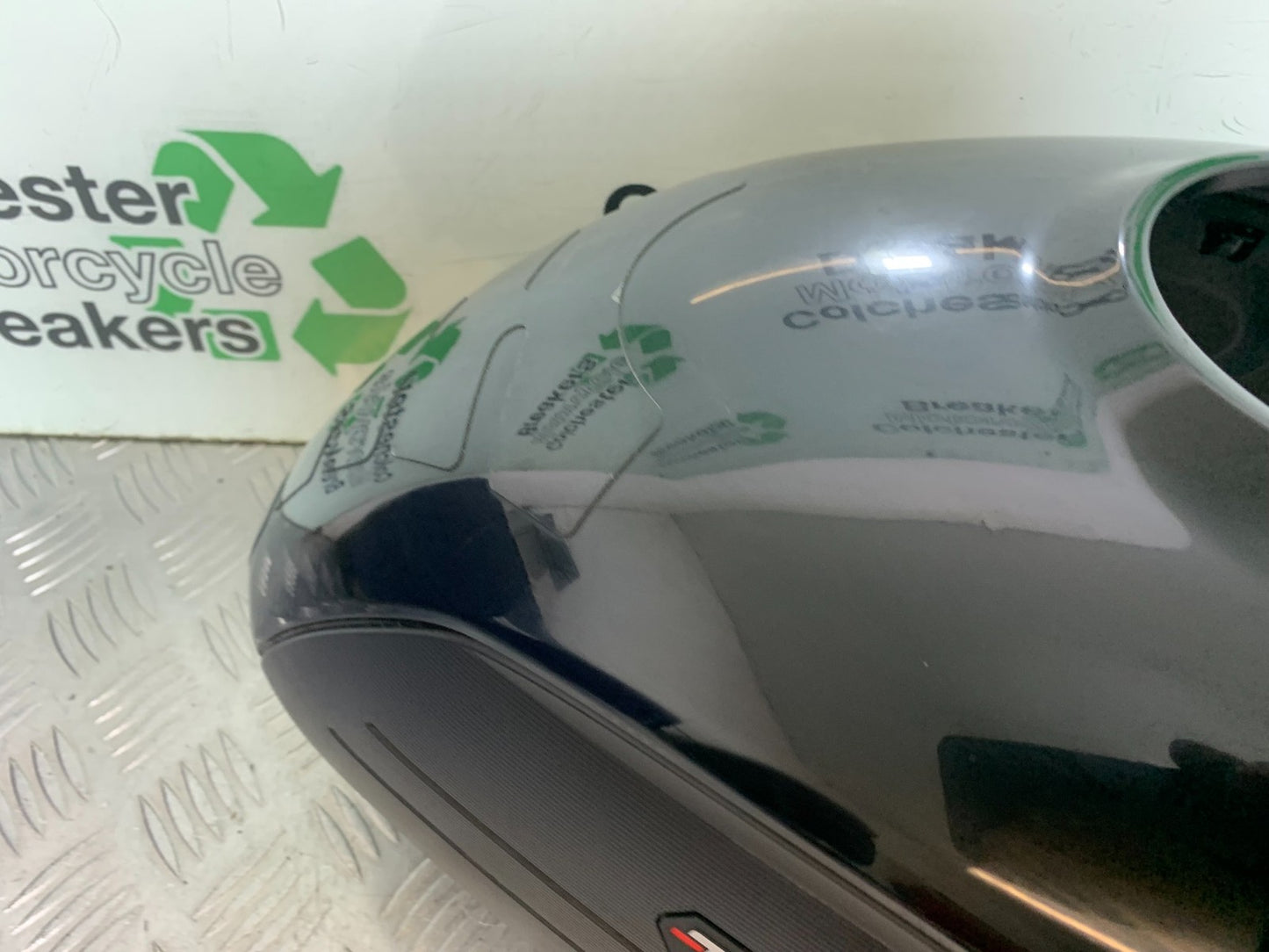 TRIUMPH TRIDENT 660 PETROL TANK COVER YEAR 2021-2024 (CMB1295)