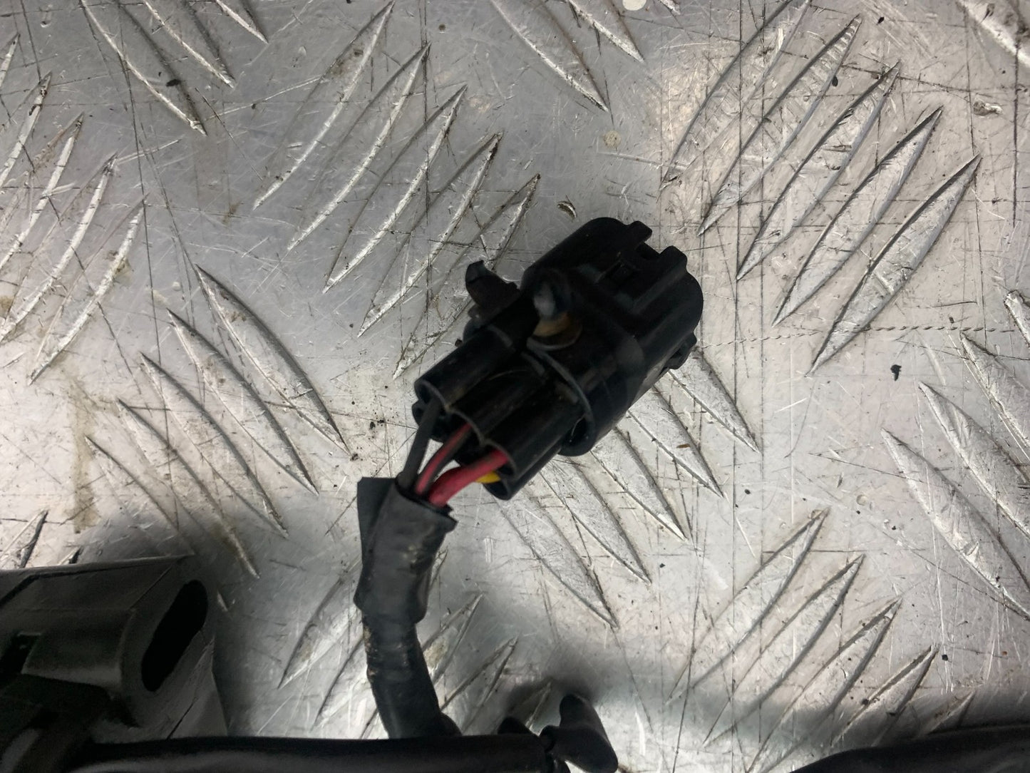 KAWASAKI ER6 F ER6F RIGHT SWITCH GEAR   YEAR 2005-2008 (CMB1277)