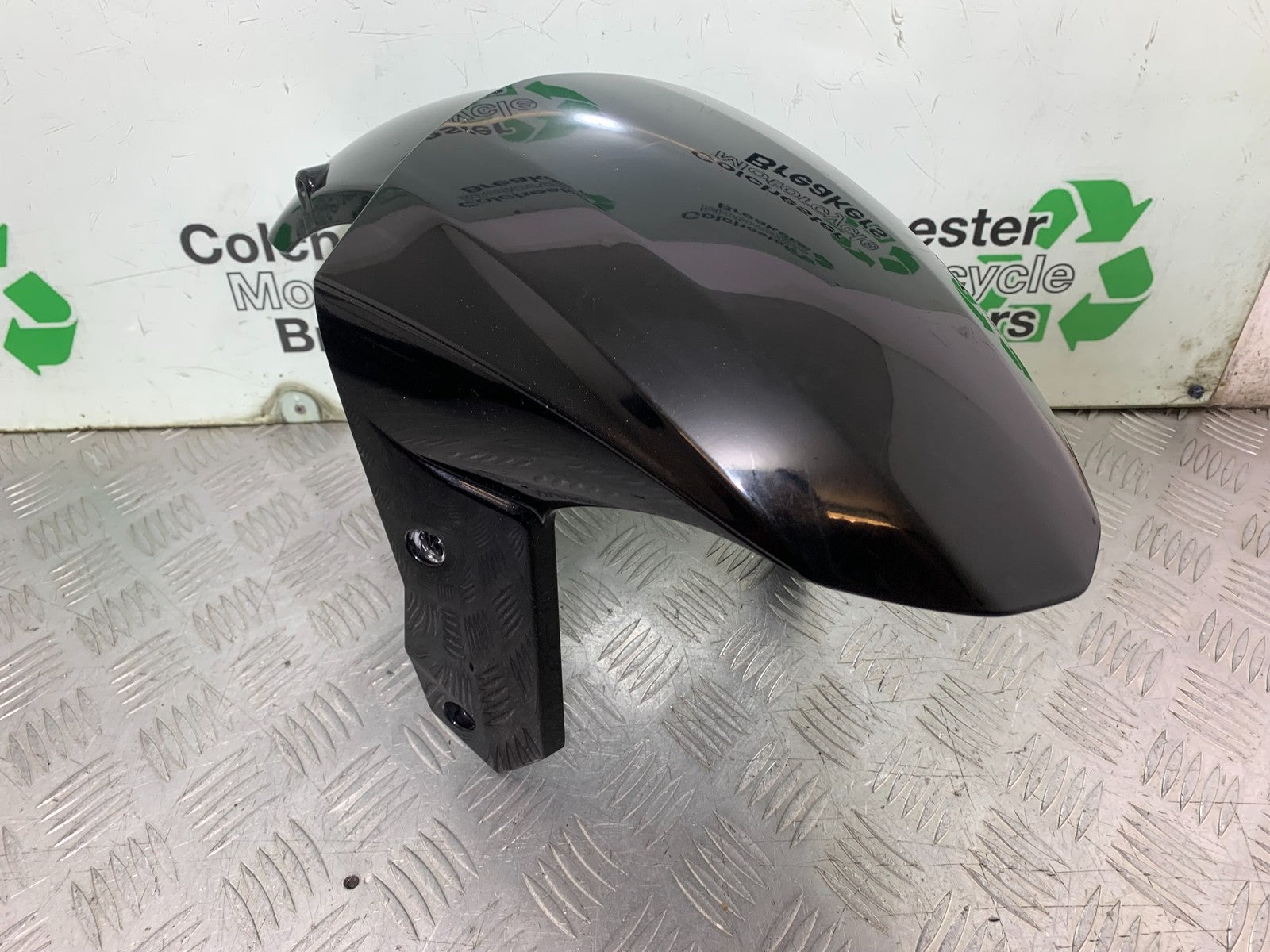 KAWASAKI ZX10R ZX10 R FRONT MUDGUARD   2008-2010 (CMB1301)