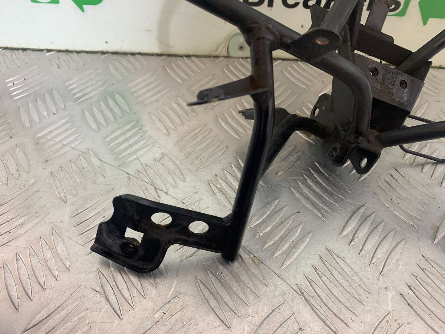 SUZUKI AN 200 UN 200 BURGMAN FAIRING BRACKET  YEAR 2007-09 (CMB1128)