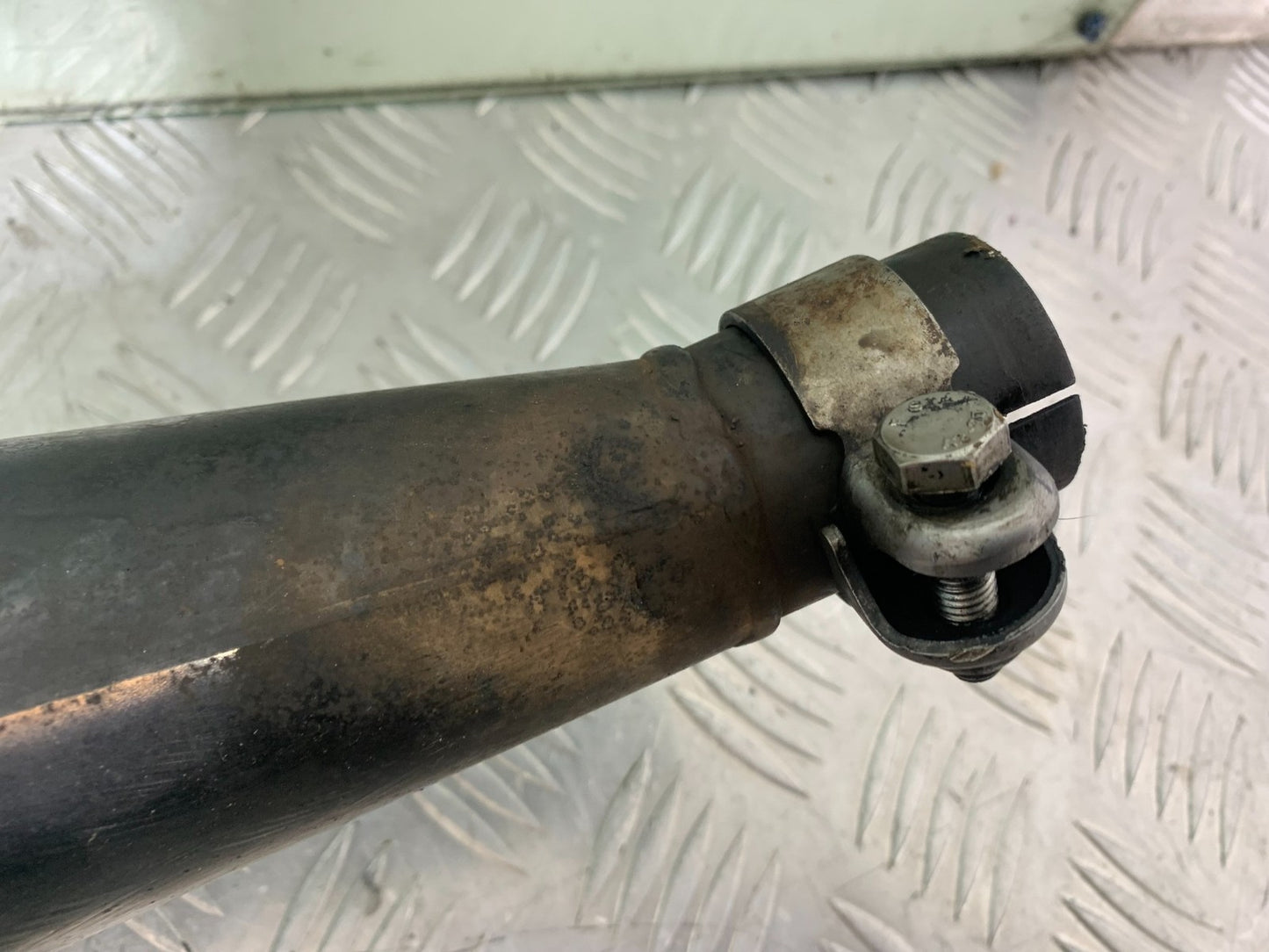 TRIUMPH TROPHY 900 RIGHT SILENCER YEAR 1991-95 (CMB1251)