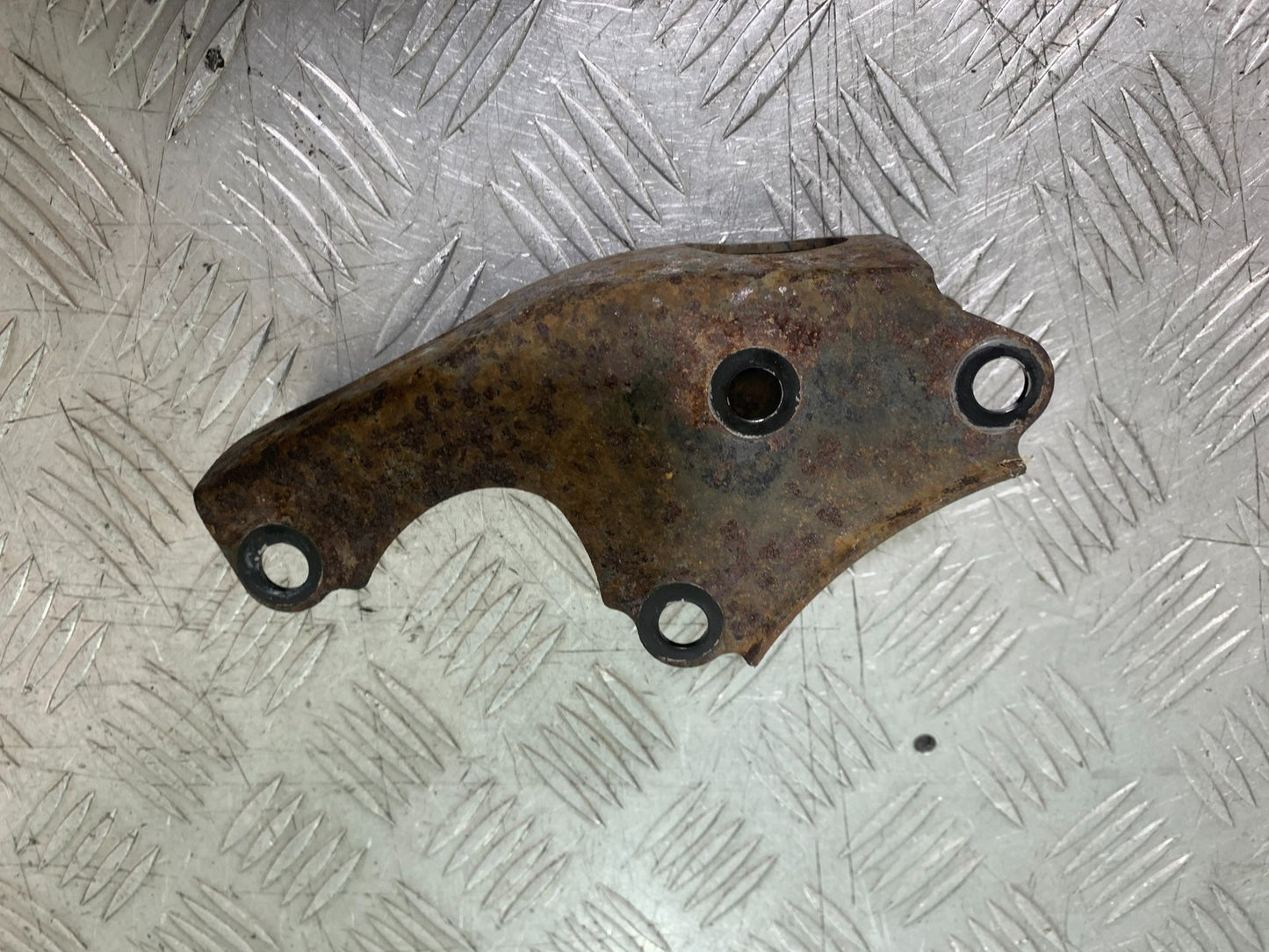 YAMAHA YS125 YS 125 FRONT ENGINE MOUNT   YEAR 2017-2021 (CMB1321)