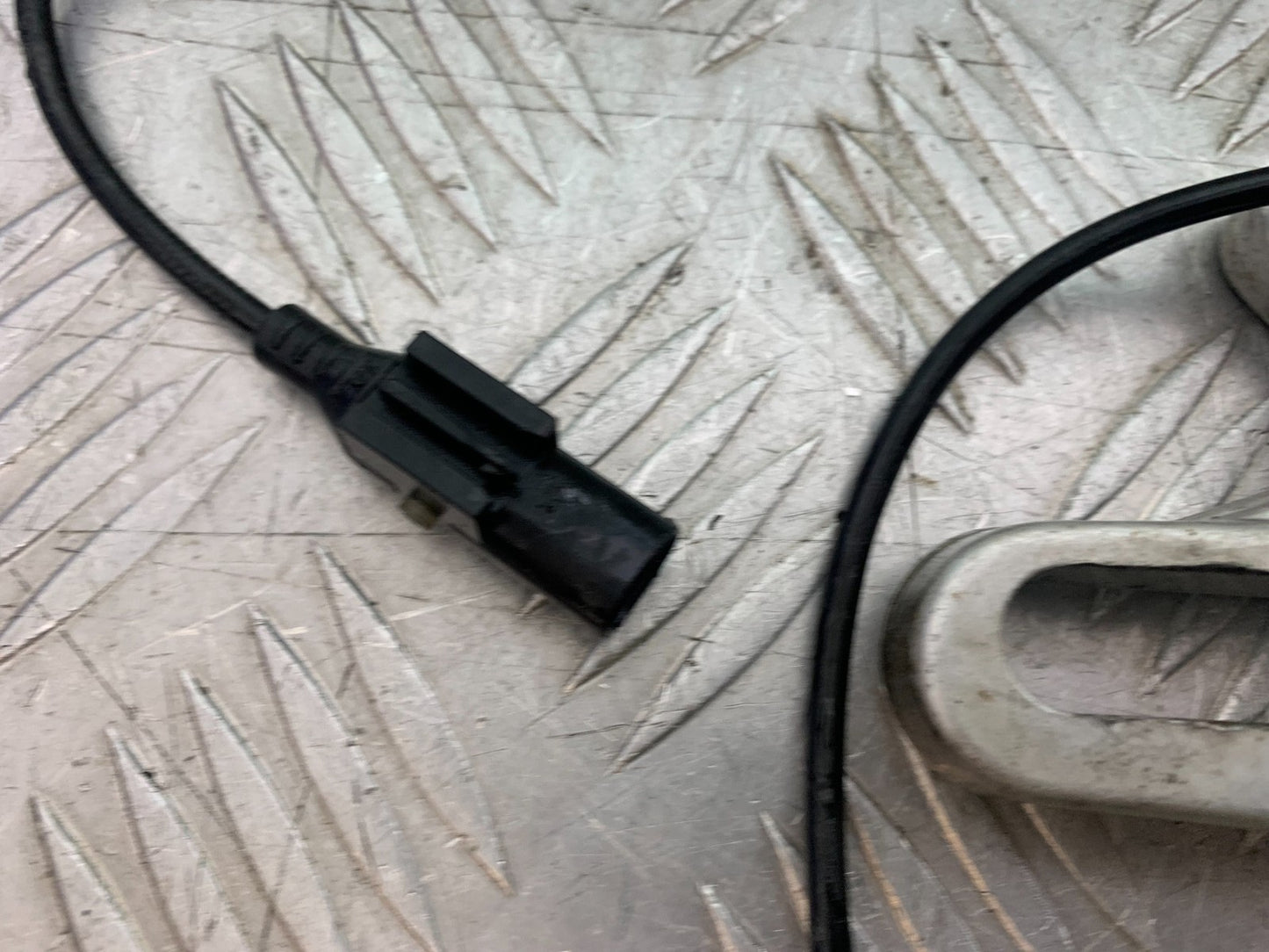 APRILIA TUONO 1000 V4 REAR ABS SENSOR AND BRACKET   YEAR 2013-2014  (CMB1239)