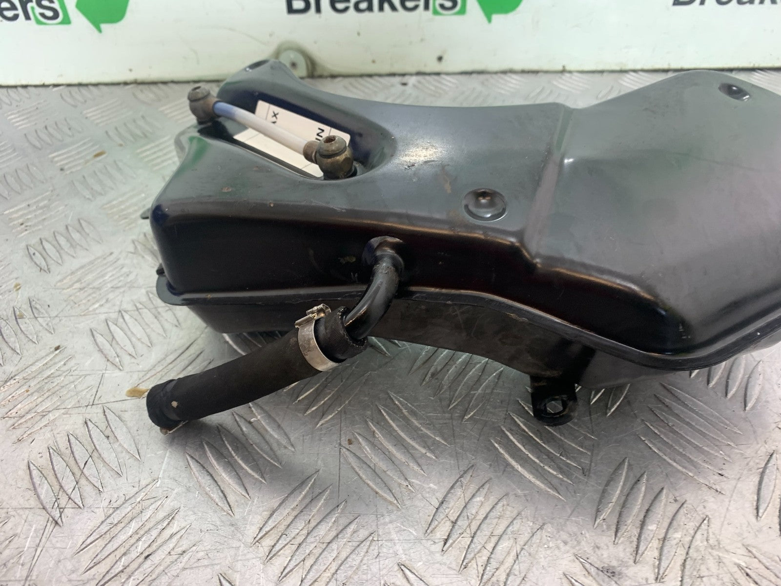 APRILIA RSV1000 R FACTORY MILLE OIL TANK  2004-09 (CMB1203)